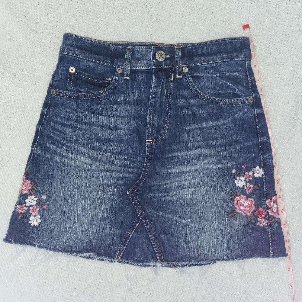 🌷🩷embroidered skirt🎀